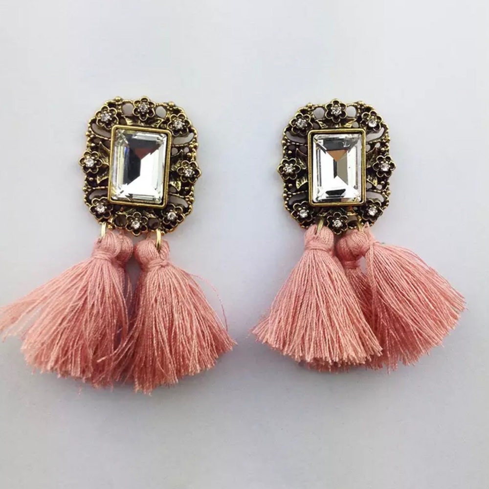 FREE SHIPPING! Crystal Pink Vintage Tassel Statement Earrings ✨ - Picture 1 of 5